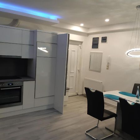 Dilara Apartman Sárvár Kültér fotó